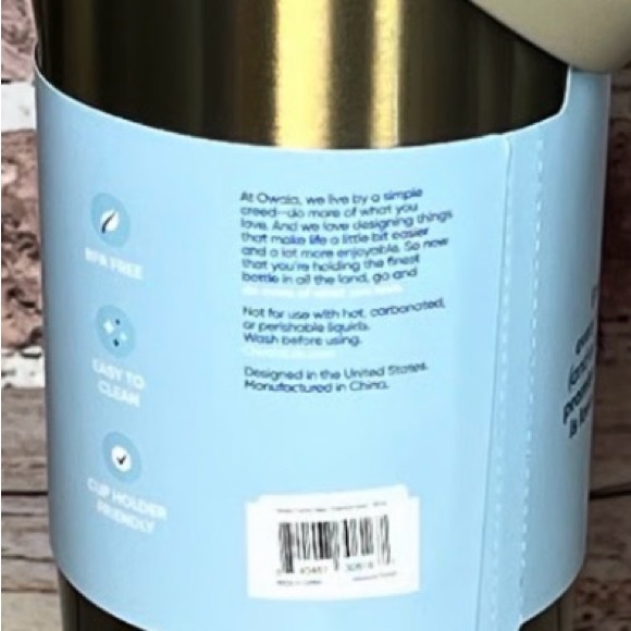 Owala gold 30 oz tumbler - Picture 2 of 3